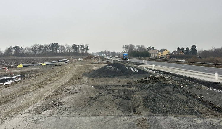 Úleva pro rondel u Globusu už v létě. Část klíčového obchvatu Olomouce se otevře v předstihu