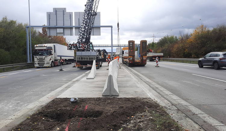 ŘSD chystá obnovu 25 kilometrů středového pásu na D1 mezi Olomoucí a Ostravou. Vyjde až na 400 milionů