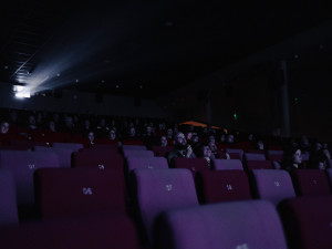 Festival Jeden svět se i letos vrátí do Olomouce. Přinese filmy, přednášky i koncerty