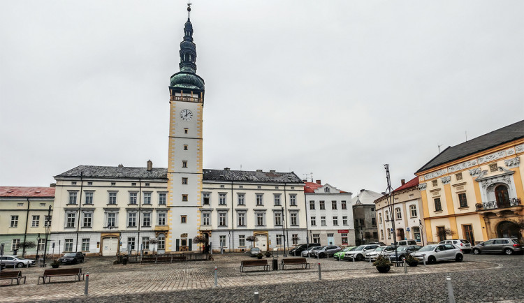 Padesát milionů za dvacet let. Litovel dostala nabídku na koupi domu, ve kterém bydlí Romové