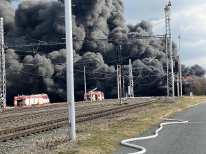 Chemik: Únik benzolu na Přerovsku může mít obrovský dopad na životní prostředí. V pohotovosti jsou i rybáří