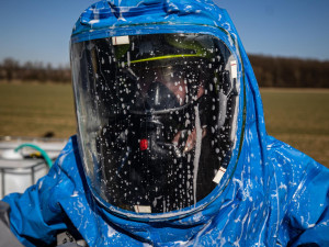 Největší havárie v Evropě za 30 let. Odstraňování uniklého benzenu může na Přerovsku trvat až dva roky