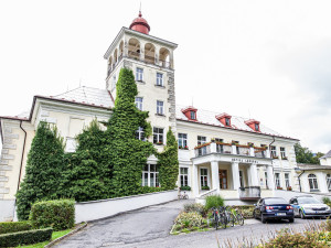 Hledáte zajímavou práci a zároveň bydlení?