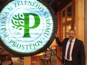 Některé pálenky z Prostějova je košer. Výroby v Palírně u Zeleného stromu kontroloval rabín, firma chce vyvážet do Izraele