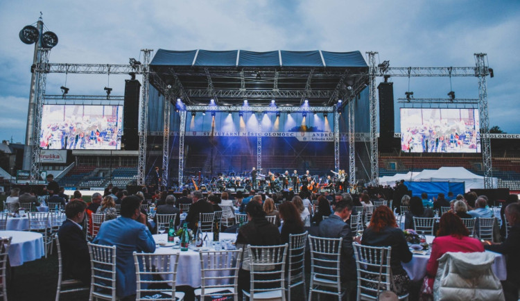 Hudební hvězdy potřetí zavítají na Andrův stadion. Festival filharmonie láká na unikátní zážitky