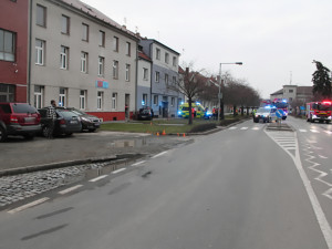 Postarší muž usnul na Prostějovsku za volantem a smetl seniora. Policie hledá svědky