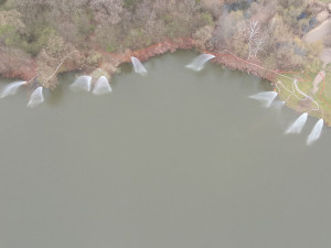 Je to pocit zmaru, říká chatař od hustopečského jezera zamořeného benzenem