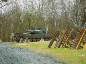 Hromy bez bouřky? Na Libavé byly noční tankové střelby, rány zaskočily i Olomouc
