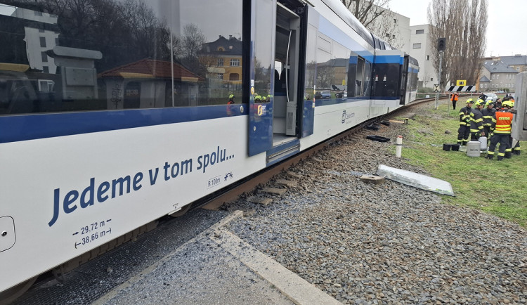 Vykolejený vlak u Šantovky v Olomouci