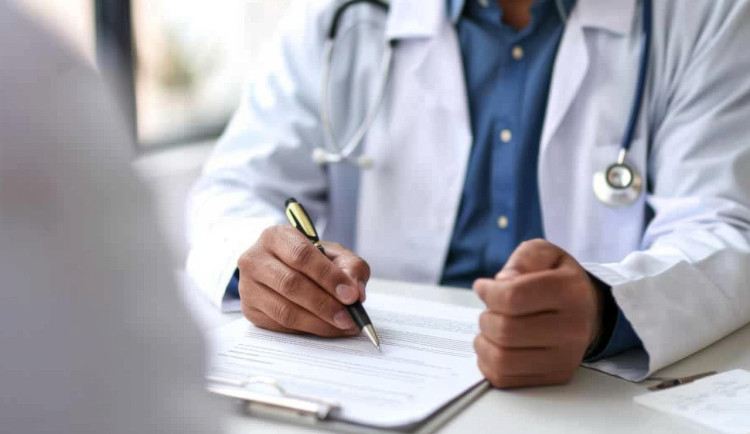 Vědci z Brna zkoumají léčbu deprese u onkologických pacientů. Úlevu by mohla přinést psychedelika