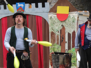 Zažijte velkolepý Velikonoční šermířský jarmark s komedianty na zámku Plumlov