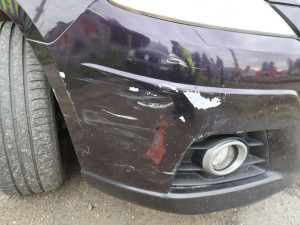 Muž řídil s kotníkem v sádře. V Litovli narazil do protijedoucího vozidla