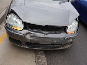 Řidička způsobila v Olomouci řetězovou nehodu, ve stresu od kolize ujela