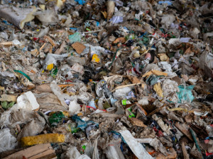 Třídírna odpadů přímo v Prostějově se vrací do hry. FCC radikálně navýšilo kapacitu