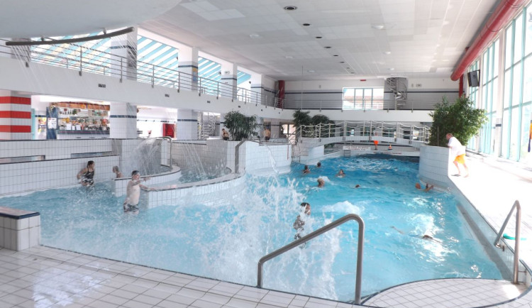 Hradecké Aquacentrum chystá velikonoční akci s prodlouženým vstupem
