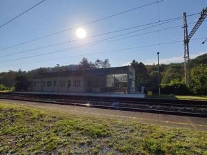 VIDEO: Ze zanedbané budovy nádraží v Teplicích nad Bečvou bude nové infocentrum