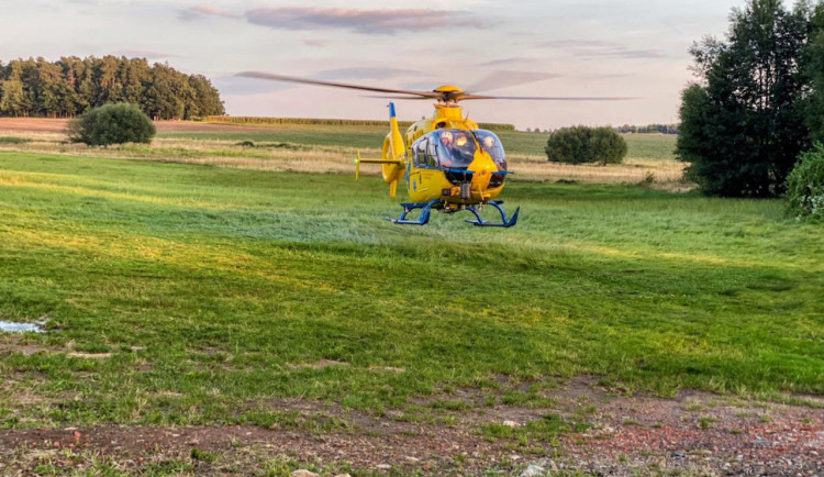 Tragická nehoda u Drhovle. Motorkář zemřel po střetu s nákladním vozem