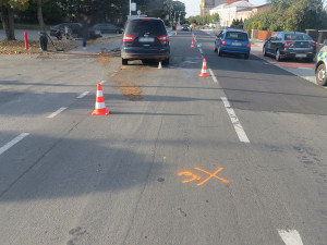 Policie hledá svědka střetu auta s motorkářem. K nehodě na Olomoucku došlo v říjnu 2023