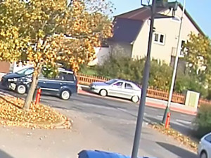 Policie hledá svědka střetu auta s motorkářem. K nehodě na Olomoucku došlo v říjnu 2023