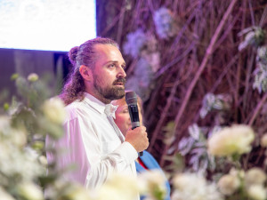 FOTOGALERIE: Unikátní květy a design či pestré trhy. Jarní Floru zaplavili návštěvníci