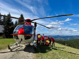 Horská služba v plné pohotovosti, po zimní sezóně se do hor vrací jarní turisté
