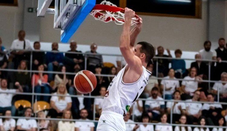 Těšit se můžeme na basketbalové derby, Hradec je zpátky mezi elitou
