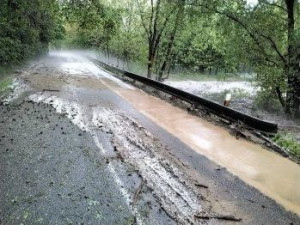 Silné bouřky na Přerovsku. V několika obcích zasahují hasiči