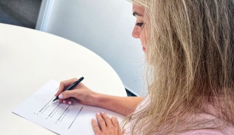 Maturanti se bouří proti těžkému testu z matematiky, podpisy pod peticí přibývají