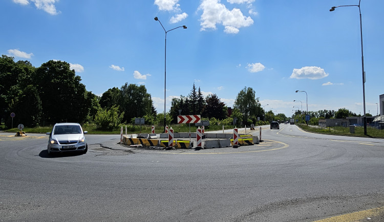 kruhová křižovatka