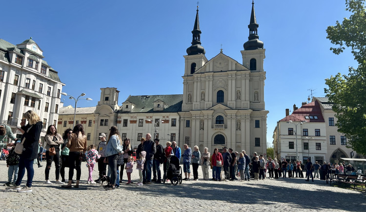 O kontrolu znamének byl v Jihlavě zájem. Hodinu a půl ve frontě, řekl první čekající