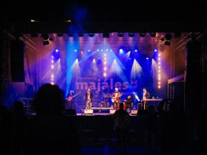 Králem letošního majálesu se stal muzikant Petr Fiala. Program pokračuje i zítra