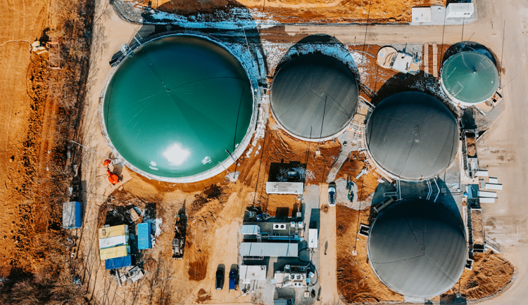 Zpracuje hnůj i nedožerky. Zemědělcům na Šternbersku slouží nová bioplynka