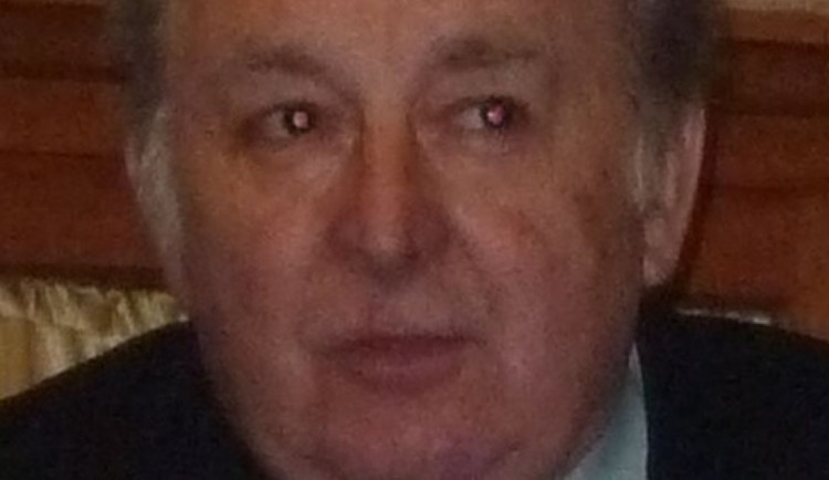 Miloslav Pojsl byl vysokoškolským pedagogem a znalcem dějin Olomouce. Dožil by se 80 let