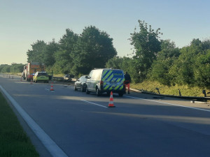 Zbytečná smrt. Dívka a mladík zemřeli při včerejší nehodě u Olomouce, protože nebyli připoutaní