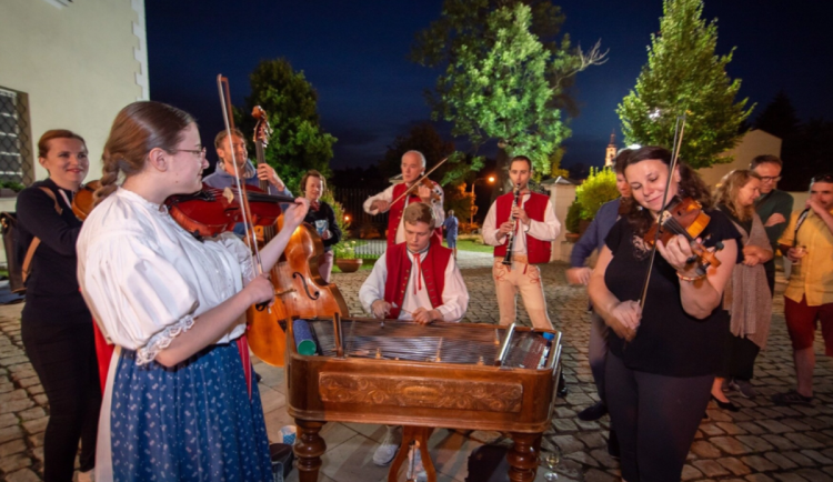 Mezinárodní folklorní festival ve Frýdku-Místku přivítá soubory z celého světa