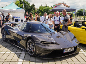 Supersporty už tuto sobotu před Šantovkou. Přijďte si užít luxus, adrenalin i zábavu