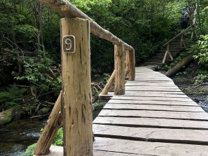 Kde došlo k úrazu? Výletníkům i záchranářům v údolí Bílé Opavy pomůže nové značení