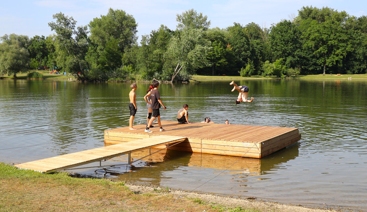 Nové molo na přerovské Laguně