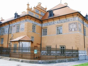 Piráti: Xenofobní Ortel na zámek do Prostějova nepatří. Máme svobodu projevu, oponuje město