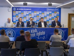 Tisková konference o prodeji akcií SK Sigma Olomouc