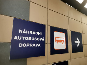 Mezi Olomoucí a Prostějovem týdny nepojedou vlaky, ČD zajistily dvě varianty náhradních autobusů