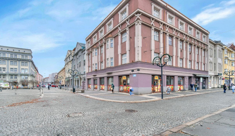 Hradec Králové: Legendární potraviny ERKO naproti BioCentrál nahradí doktoři