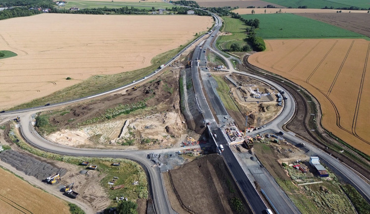 Výstavba D35 Křelov - Slavonín u Olomouce v červenci 2025