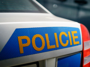 Okradl seniora a ujel na koloběžce. Olomoučtí policisté hledají svědky