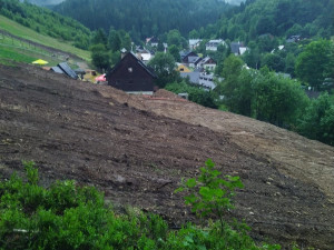 Inspekce v Moravském Kitzbühelu. Úřady prověřují podnikatele, který si pronajal sjezdovku. Sliby neplní