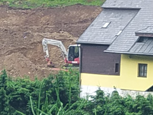 Inspekce v Moravském Kitzbühelu. Úřady prověřují podnikatele, který si pronajal sjezdovku. Sliby neplní