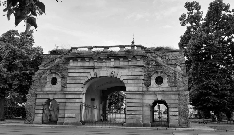 VIDEO: Terezská brána