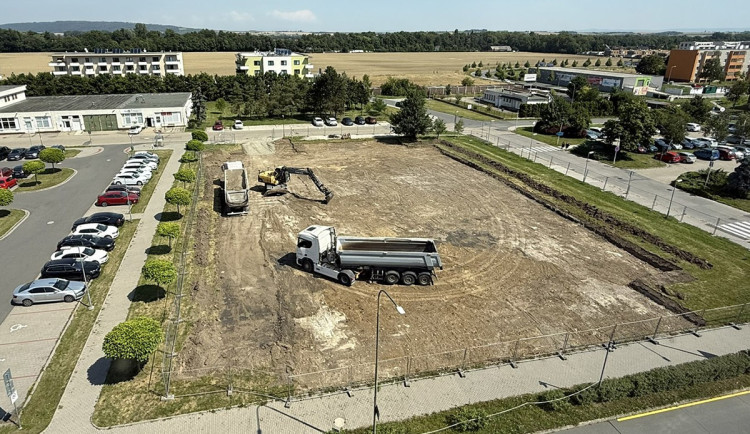 Stavba nového parkoviště v areálu Nemocnice AGEL Prostějov