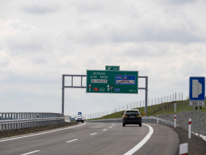 FOTOGALERIE: Klíčový úsek D35 vyhlíží otevření. Úleva pro šoféry u Olomouce nastane od neděle