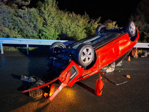 Tudy ne! Vážná zranění na opravované D35. Je tam zákaz vjezdu, apelují hasiči